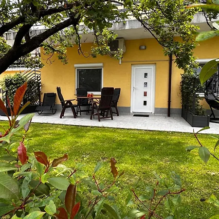 Riad Apartments * Zgornje Skofije